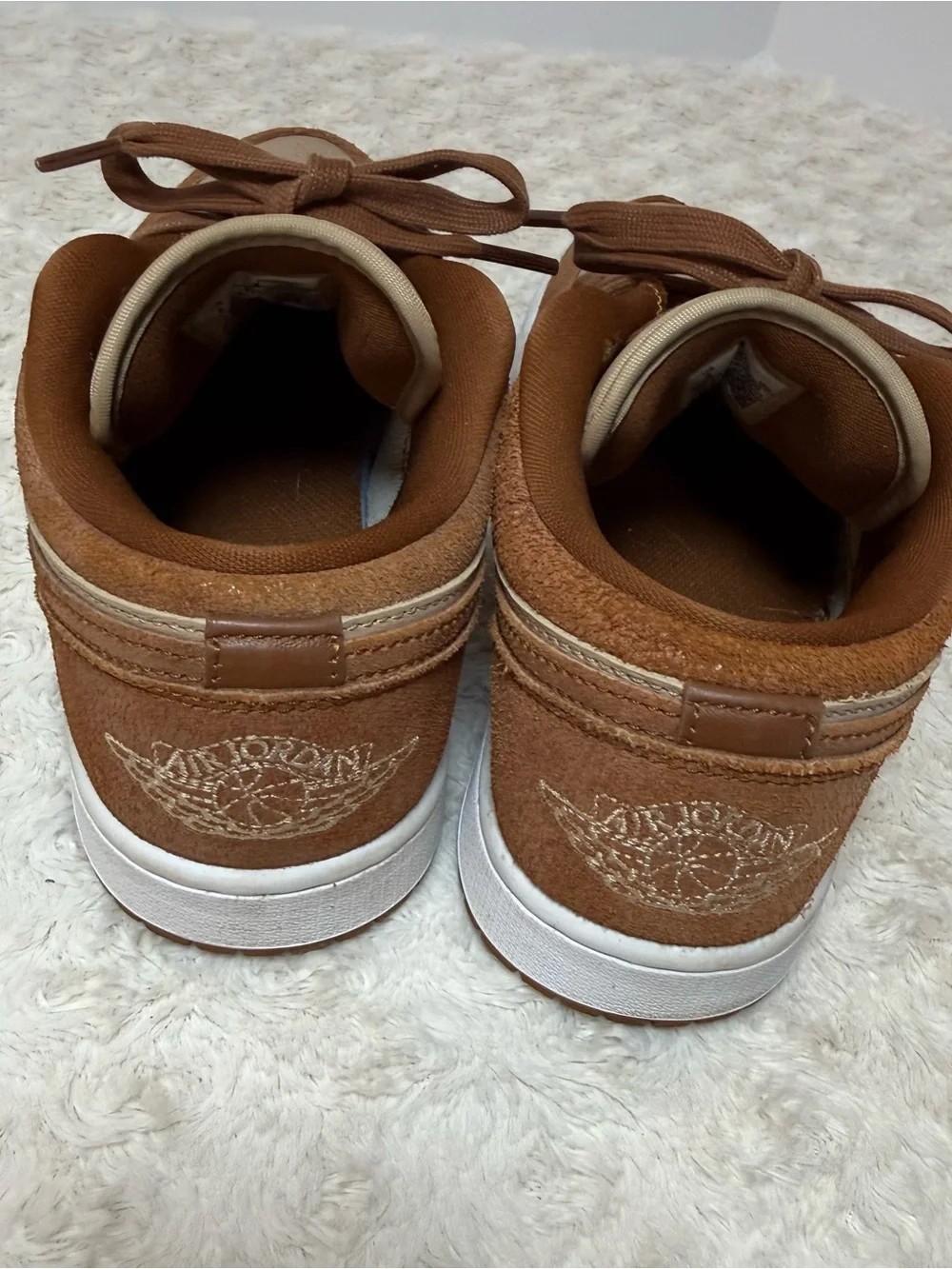 Nike low top